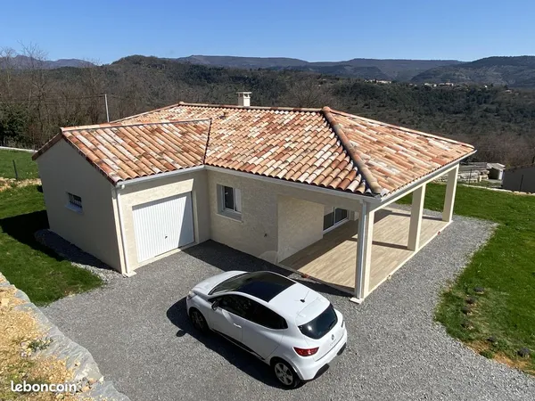 À louer - Maison neuve 88 m², avec prestations de qualité sur terrain de 800 m² Loyer : 1 200 / mois