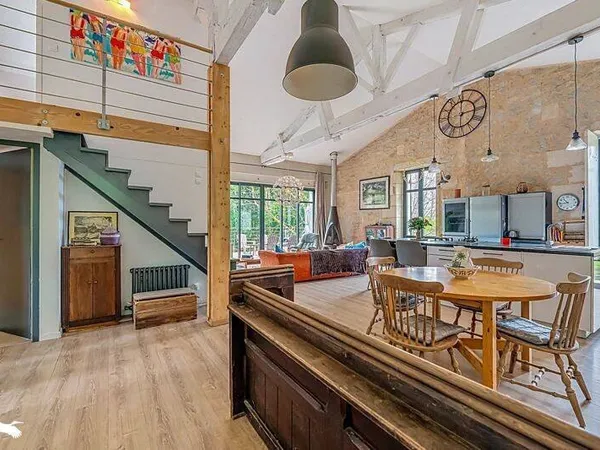 Maison 6 pièces 143 m²