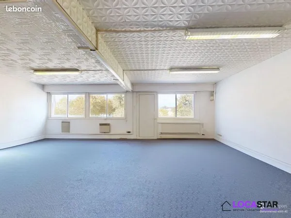 Bureaux 91 m² Pau