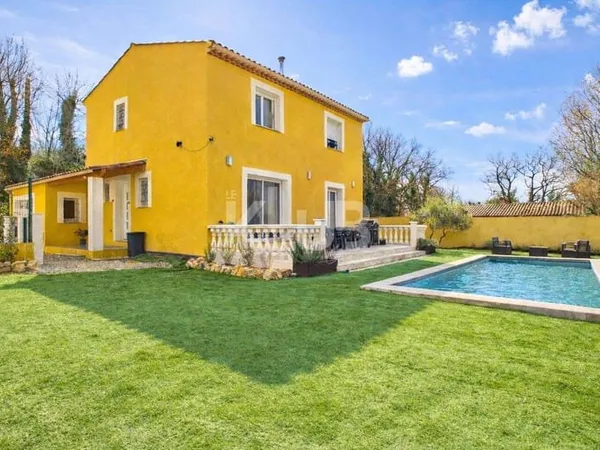 Villa 5 pièces 150 m²