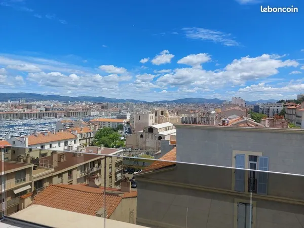 T4 D'EXCEPTION - DERNIER ÉTAGE - TERRASSES 40 m² - VUE PANORAMIQUE - MARSEILLE 7