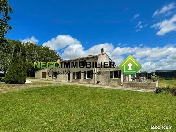 Maison 8 pièces 270 m²