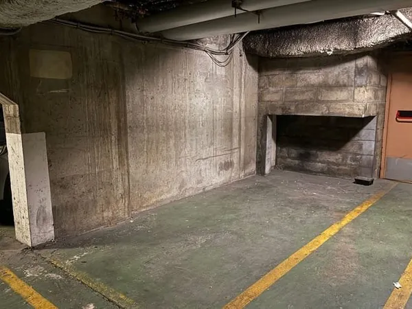 Parking 8 m²