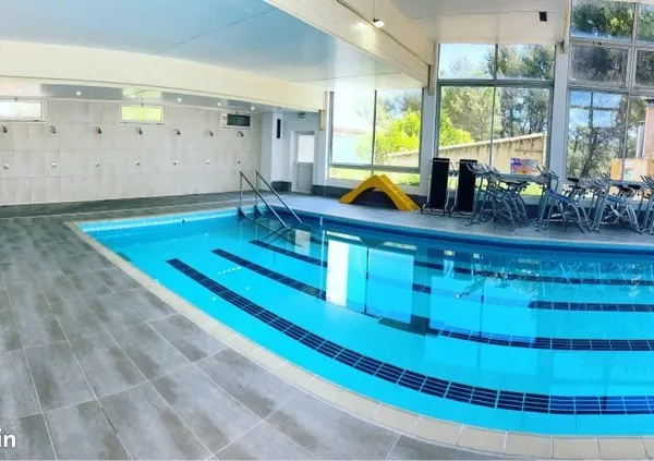 Piscine chauffée 10x5 à louer - Kiné, sages-femmes, coachs, associations - Aubagne