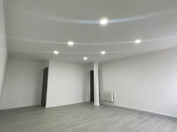Local commercial hypercentre 75m²