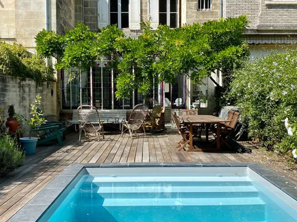 Maison pierre avec jardin et piscine - Proche Barrière du Médoc