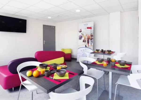 Appartement Location Villeurbanne 1p 15m² 562€