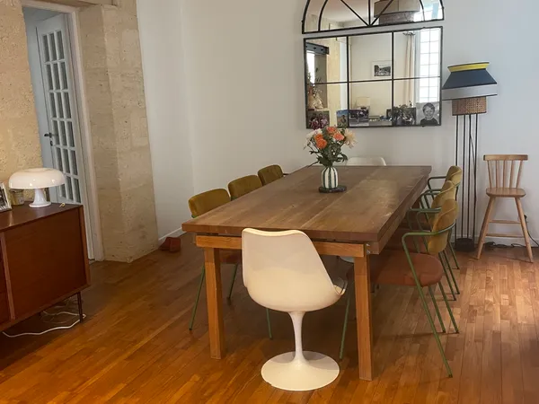 À louer - Superbe duplex T4 meublé de 91m² - Bordeaux Palais de Justice