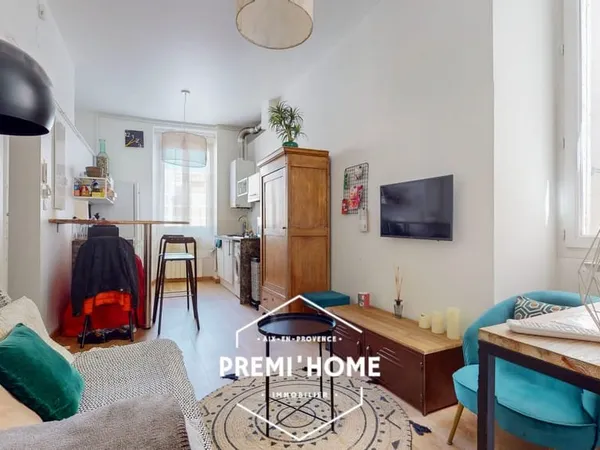 A VENDRE T2 RENOVE QUARTIER DU PANIER A MARSEILLE