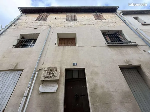 Maison de village 9 pièces 200 m²