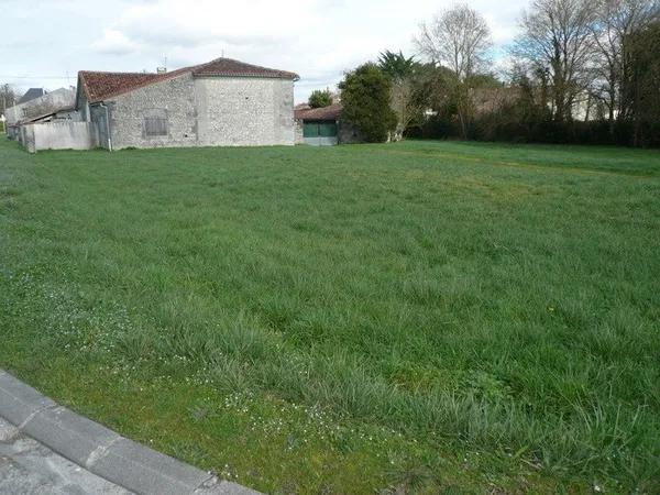 ⚜ TERRAIN à CONSTRUIRE A Vendre ARS (16) ⚜