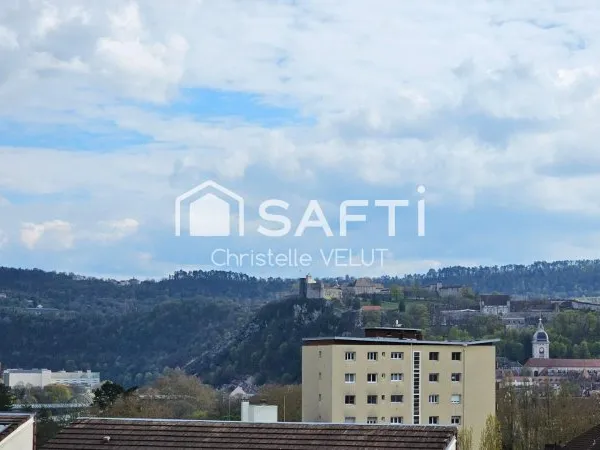 BESANCON CHAPRAIS FLORE T5 DERNIER ETAGE