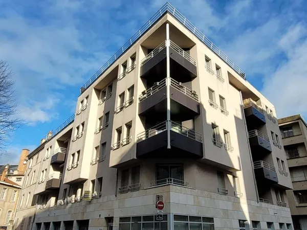 T3 avec terrasse et parking couvert