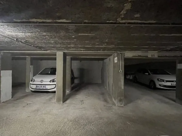 Parking 10 m²