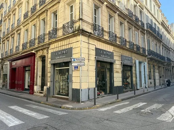Local commercial 50 m²