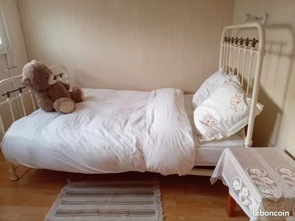 Chambre à louer - Quartier calme d'Allones (Hautes Métairies