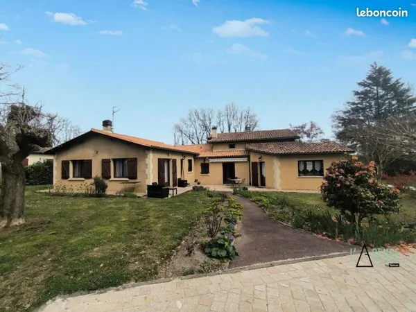 Propriété 9 pièces 287 m²