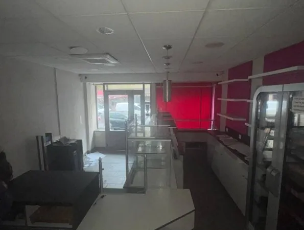 Boutique 235 m²