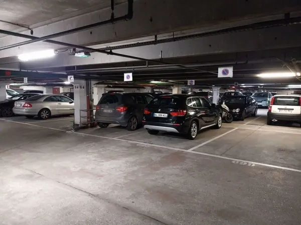 Place de parking couverte et sécurisée à courbevoie/défense