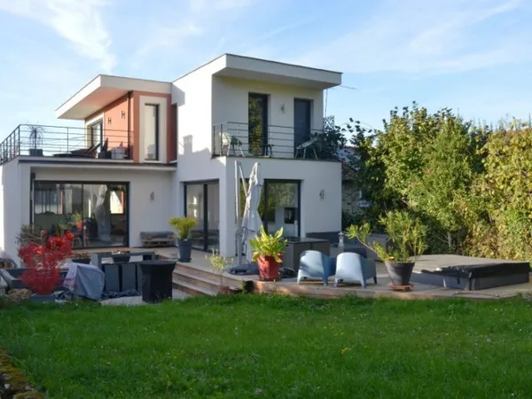 Maison 7 pièces 190 m²