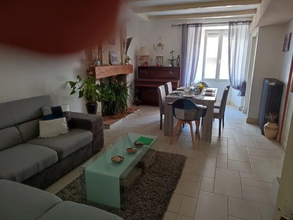 maison et 2 logements