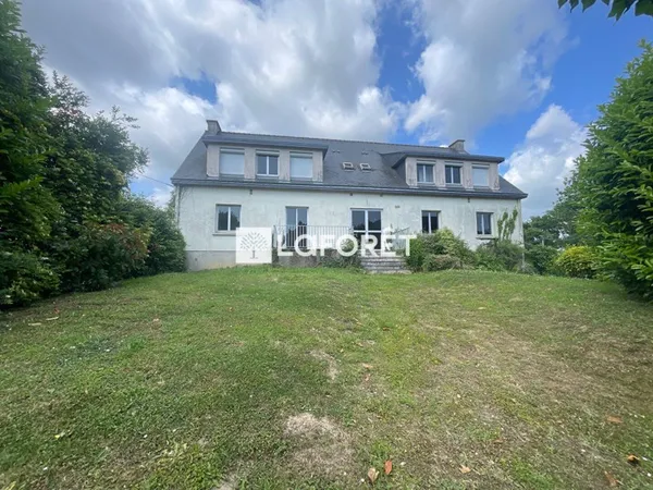 Immeuble 18 pièces 408 m²