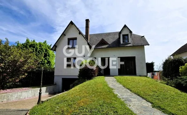 MAISON À VENDRE DE 7 PIÈCES DE 154,20 M²
