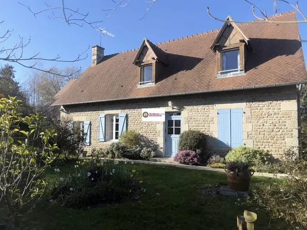 Maison familiale entre Le Mêle sur Sarthe et Alençon
