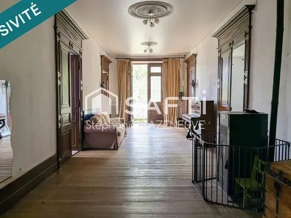 Maison 7 pièces 195 m²