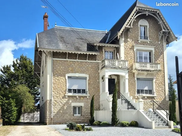 Appartement F2 - 1er étage- 71 rue des Bordes LOUHANS