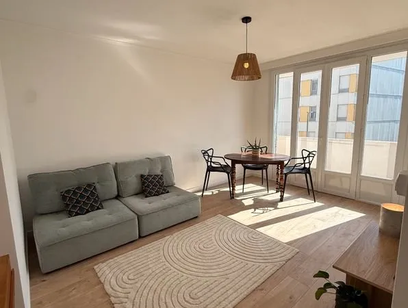 T3 55 m² refait à neuf - Double balcon - Cave - Box possible - Secteur recherché