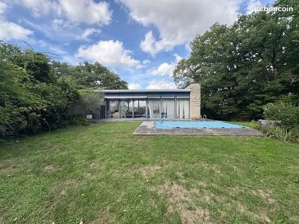 Maison 6 pièces 259 m²