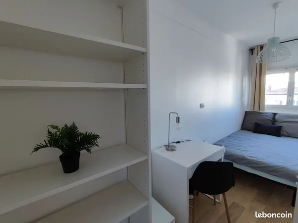 Chambre 1 pièce 19 m²