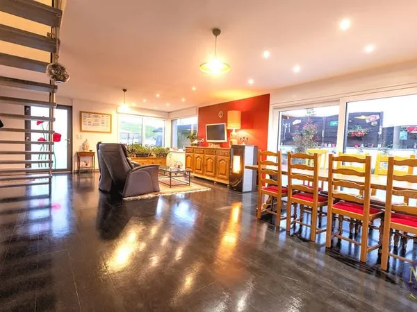 BETTENDORF CHARMANTE MAISON 6 PIÈCES DE 199 M2 SUR 4,21 ARES
