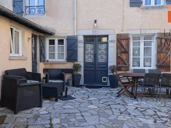 Grande maison de village 200m² entièrement rénovée