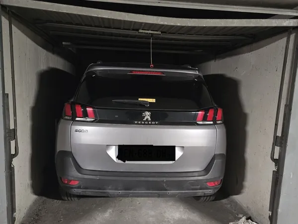 Parking 11 m²