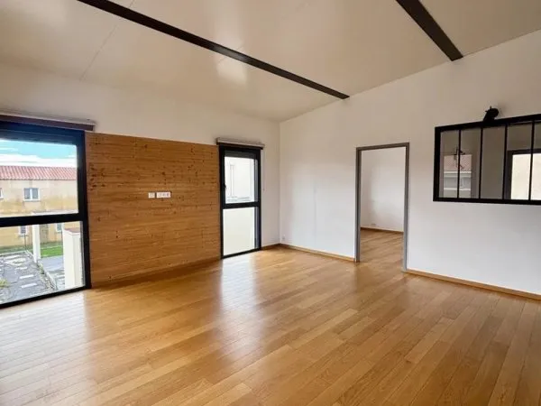 Local + MAGNIFIQUE LOFT