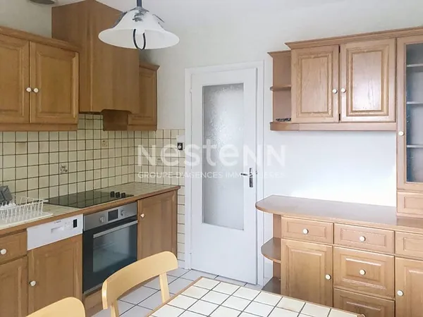 Bel Appartement lumineux avec garage dans le centre de Montfaucon En Velay