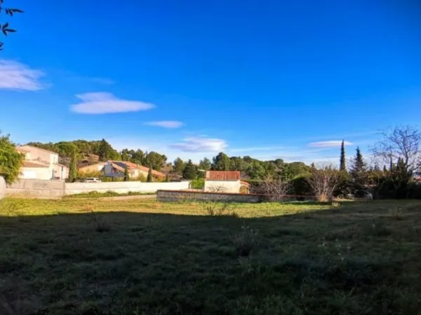 Terrain 520 m²