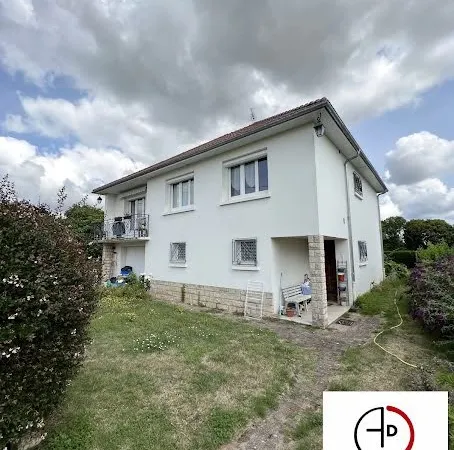 Maison 3 pièces 94 m²