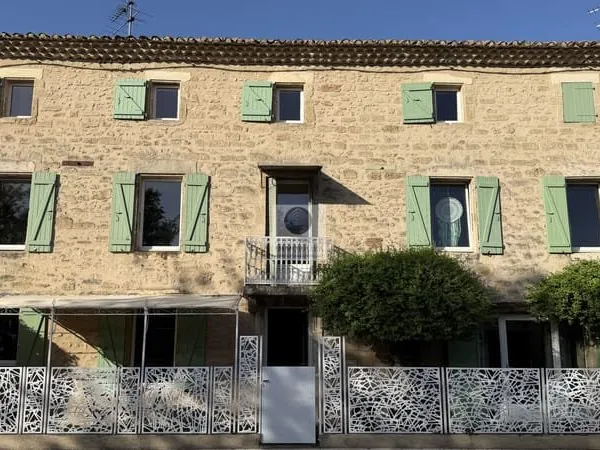 Maison de ville au coeur d'Étoile