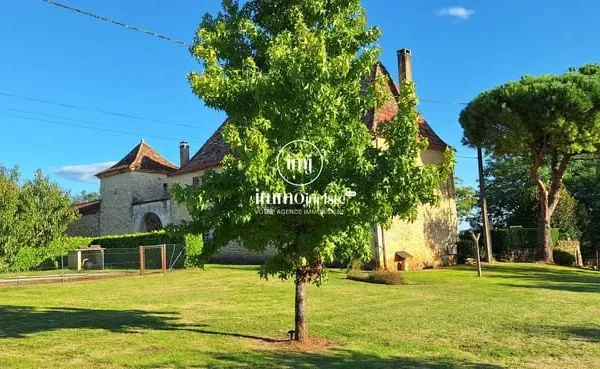 Maison 11 pièces 165 m²