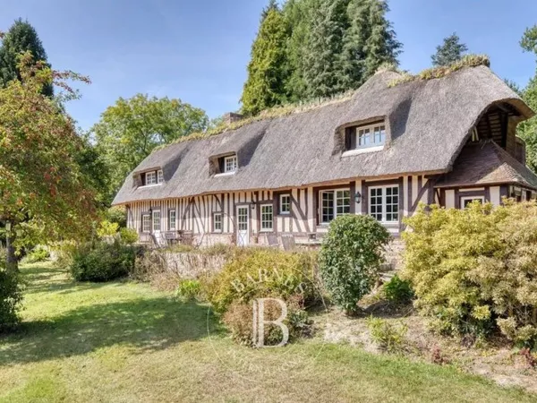 Maison de luxe 8 pièces 173 m²