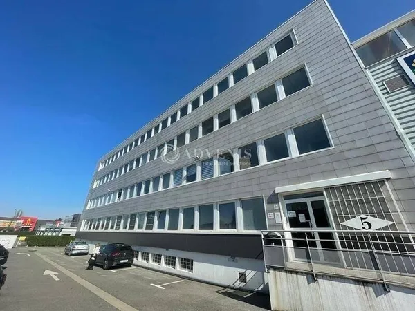 Bureau 523 m²