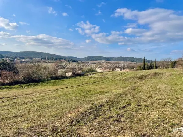 Terrain 1250 m²