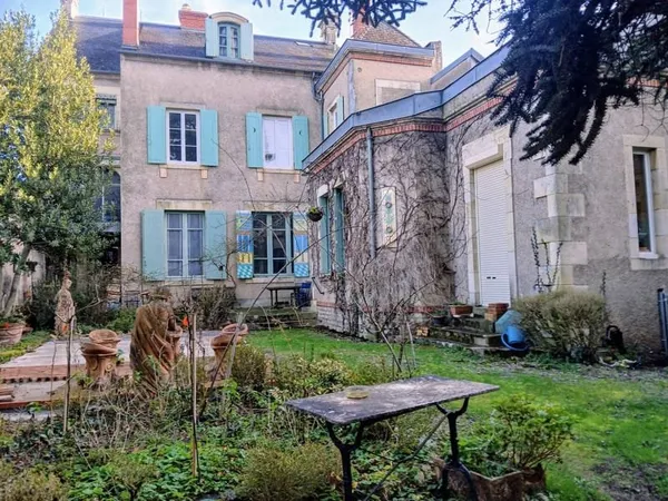 Villa 10 pièces 320 m²