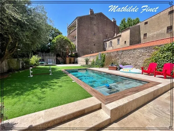 Maison de ville Draguignan 7 pièces 185 m2