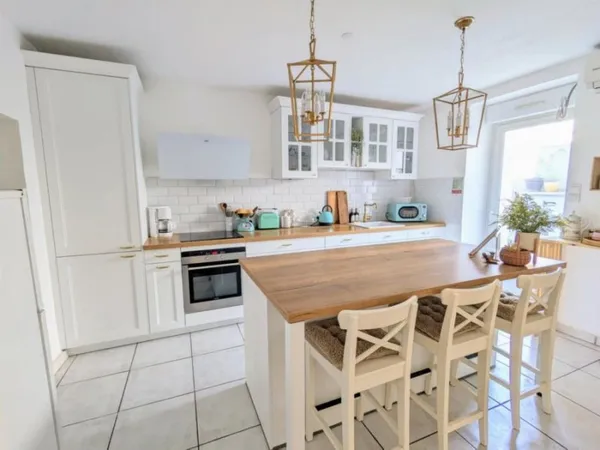 Maison 6 pièces 150 m²