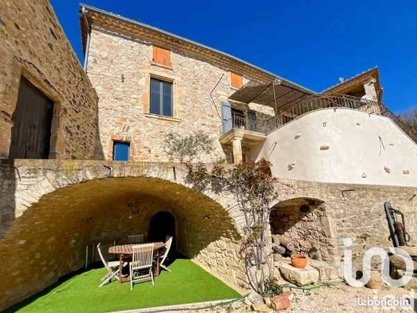 Mas 5 pièces 188 m²