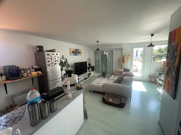 A VENDRE LA ROCHELLE TASDON APPARTEMENT 3 PIECES AVEC TERRASSE